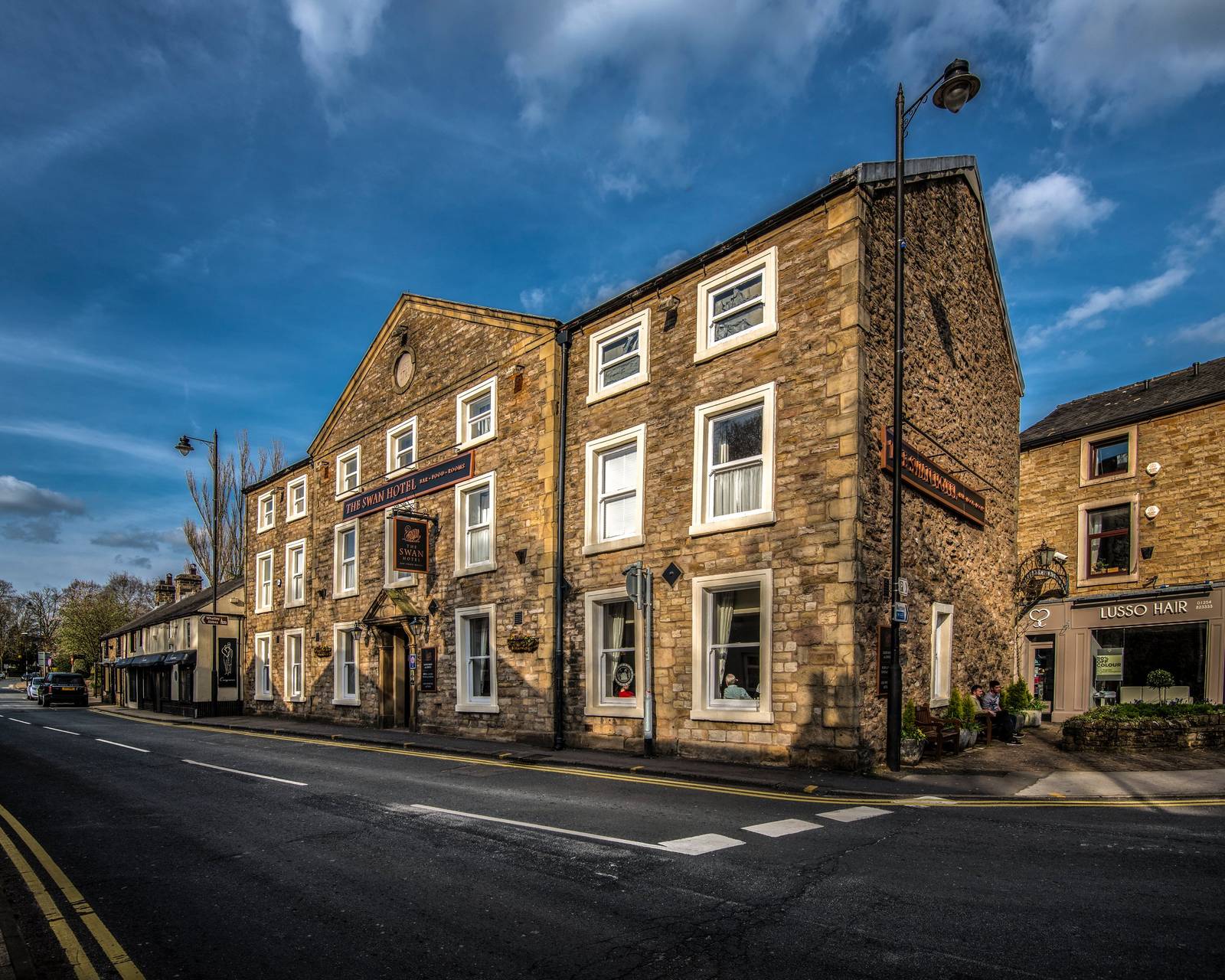 Decorative header image object-cover