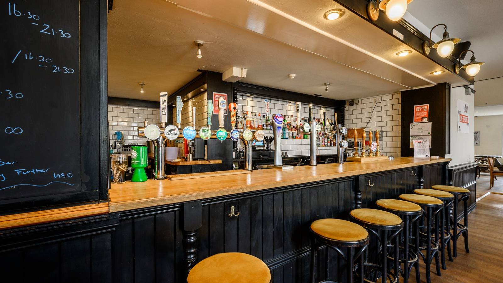 Decorative header image object-cover