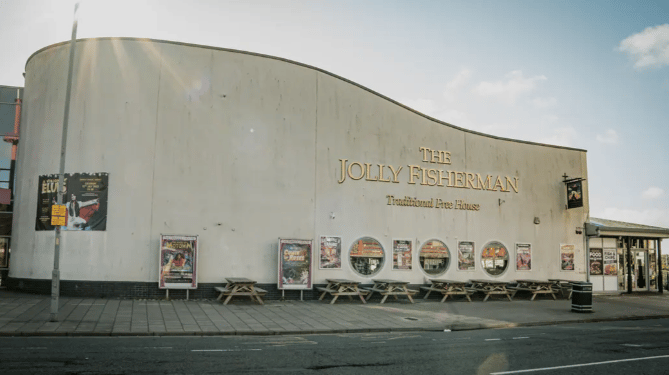 The Jolly Fisherman – A High-Performing Seafront Pub with Year-Round Appeal