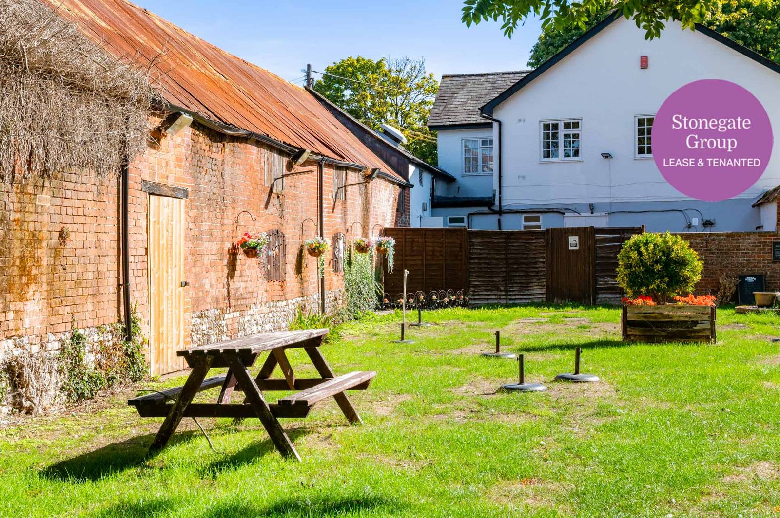 Winterbourne Arms Salisbury - photo 19