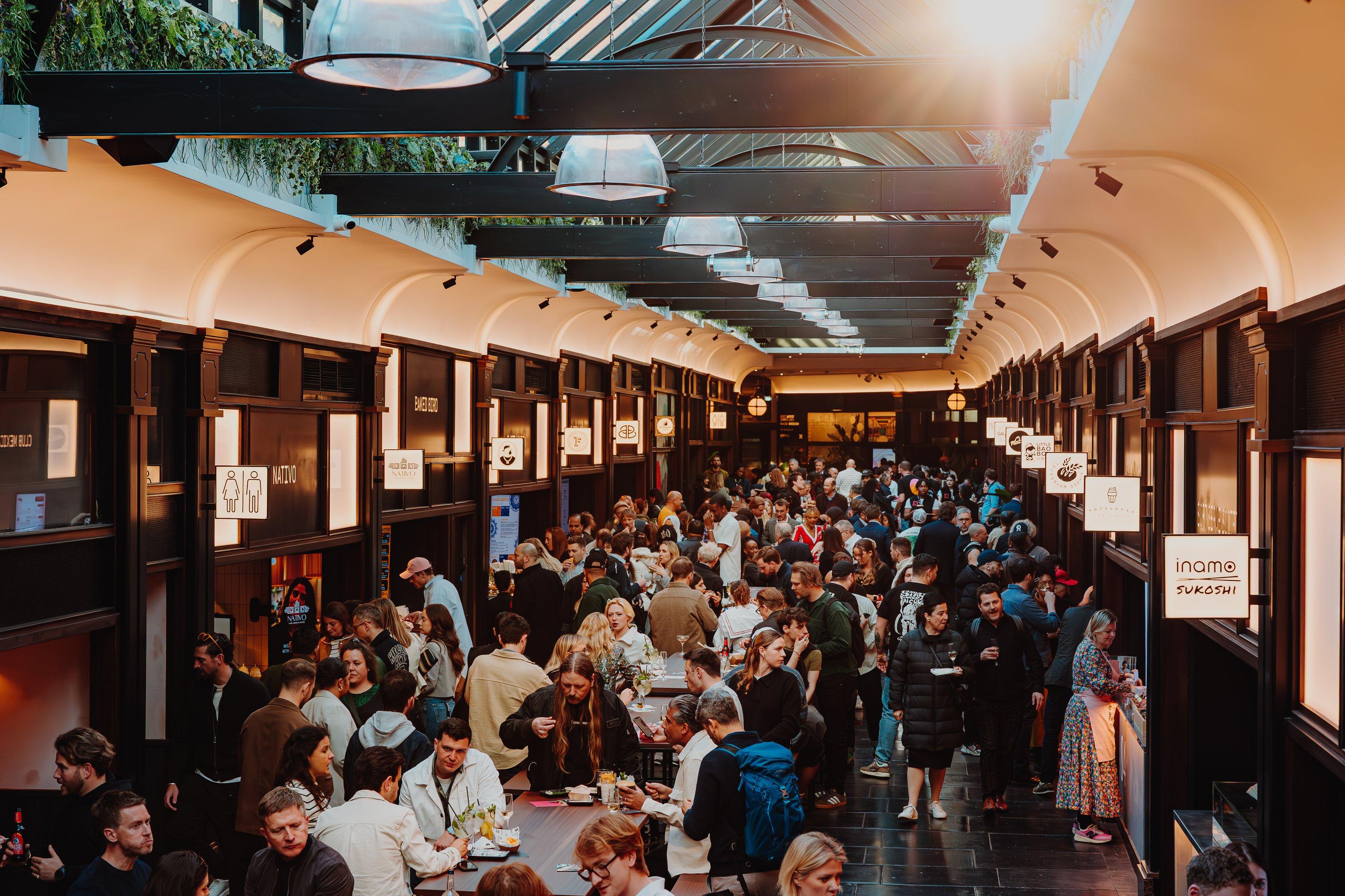 BOXHALL BUSY ARCADE