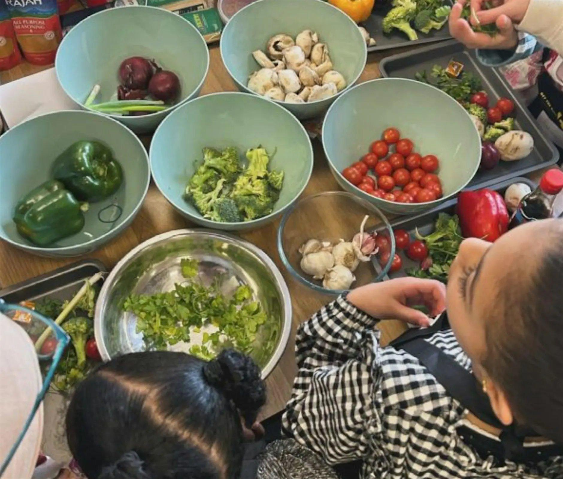 GET THE KIDS IN THE KITCHEN: HALLOWEEN SPECIAL