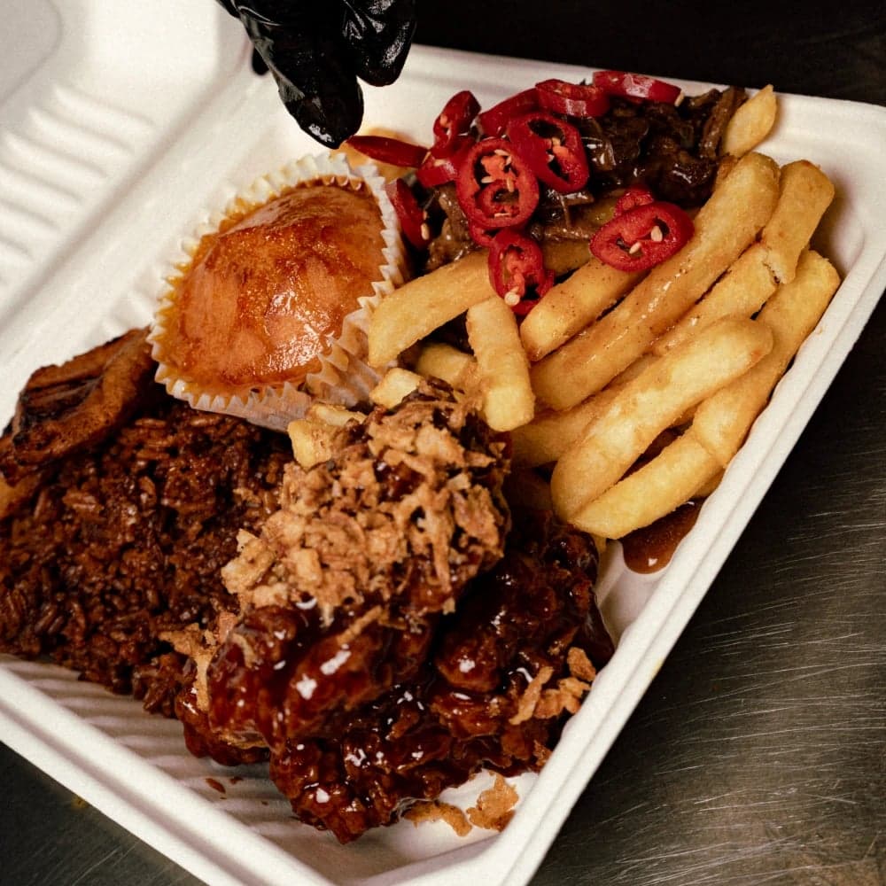 Food from Wingerz Wingz at BOXPARK in Shoreditch