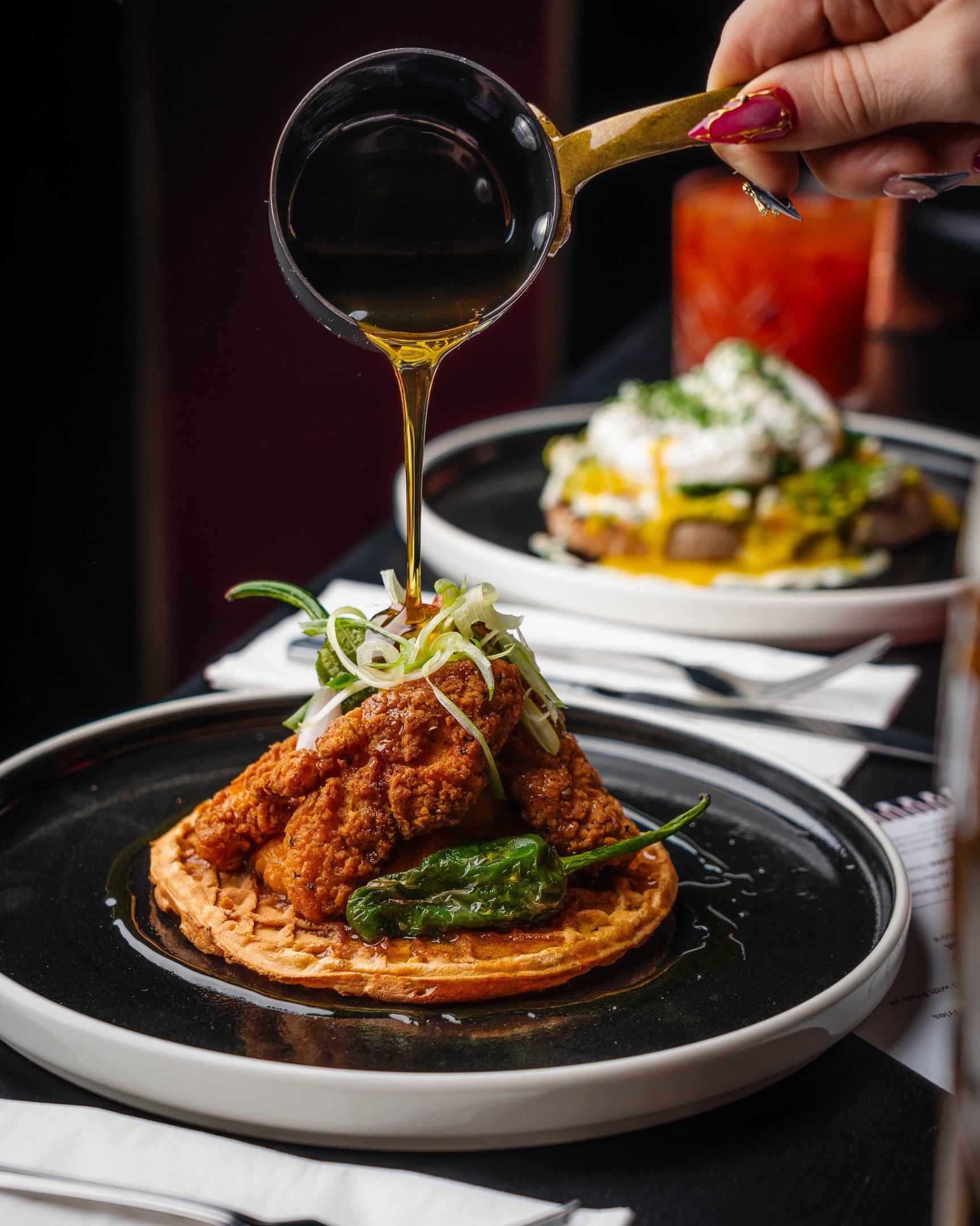 BOTTOMLESS BRUNCH MENU