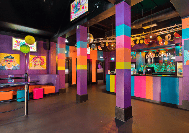 Main bar