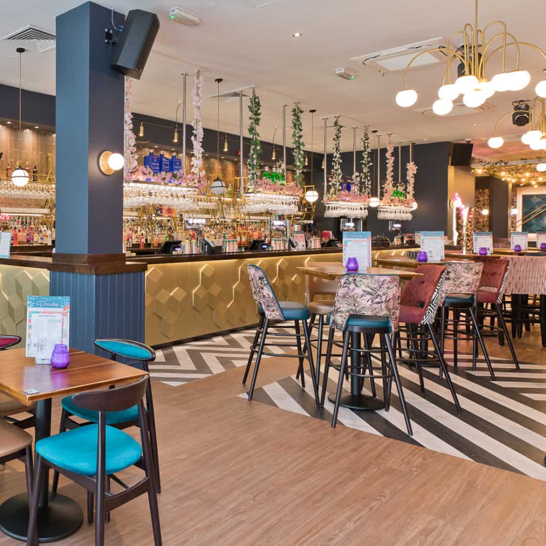 Bar