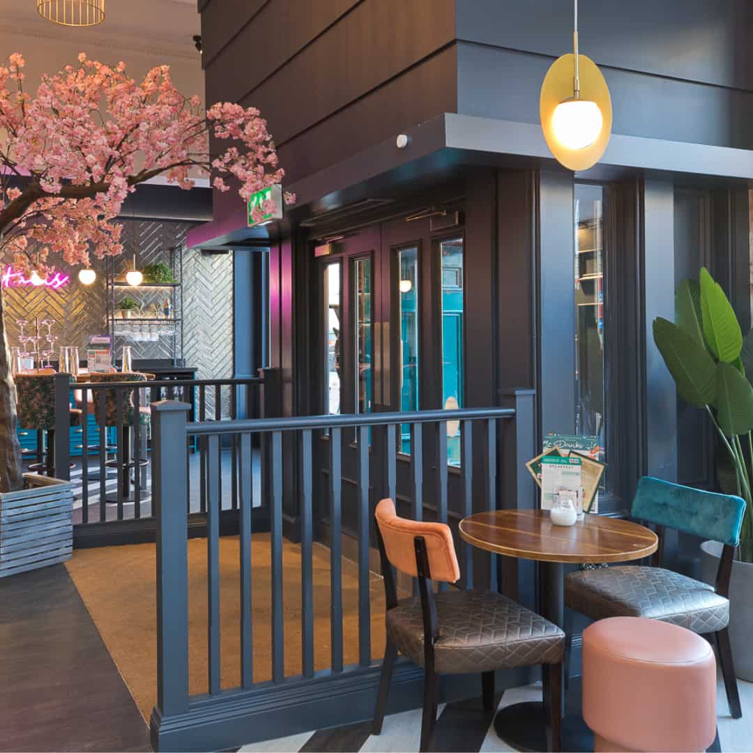Bar