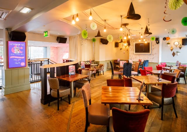 Private Hire Mezzanine at Slug & Lettuce