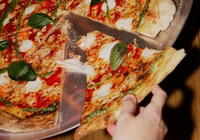 Rita's Pizza