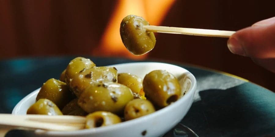 Be At One Basil & Garlic Green Olives