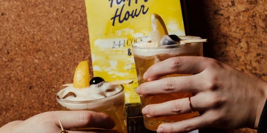 COCKTAIL MASHUP 🍸
