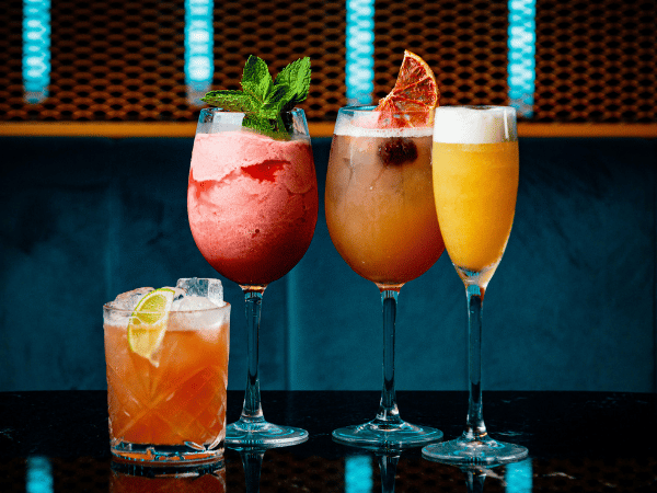 Happy Hour 4