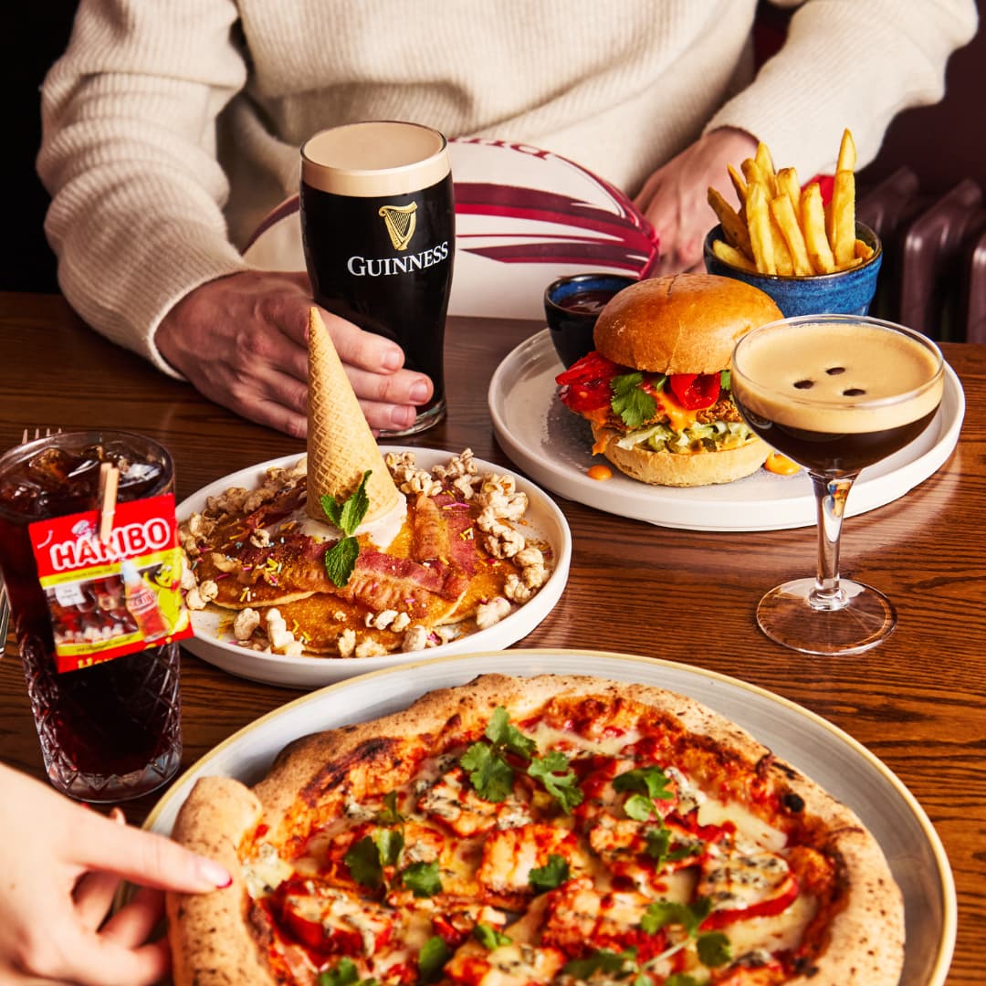 Bottomless Brunch at Social Pub & Kitchen
