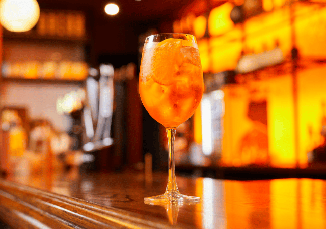 APEROL SPRITZ COCKTAIL