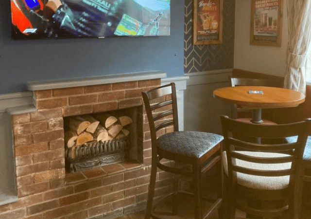 Woodland Cottage - Fireplace