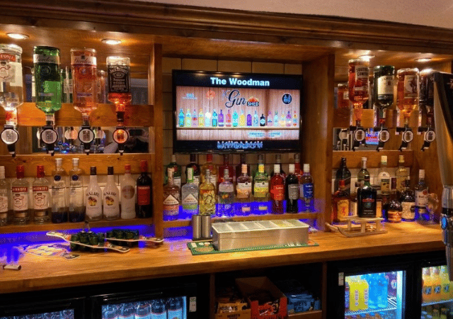 Woodman - Bar