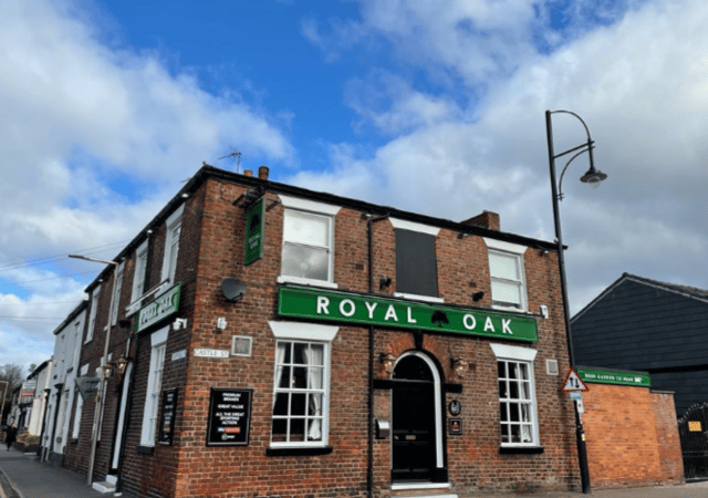 Royal Oak - External