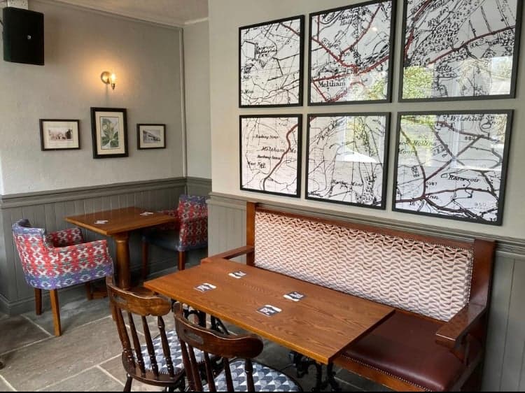 Waggon and Horses - Tables and booths 2