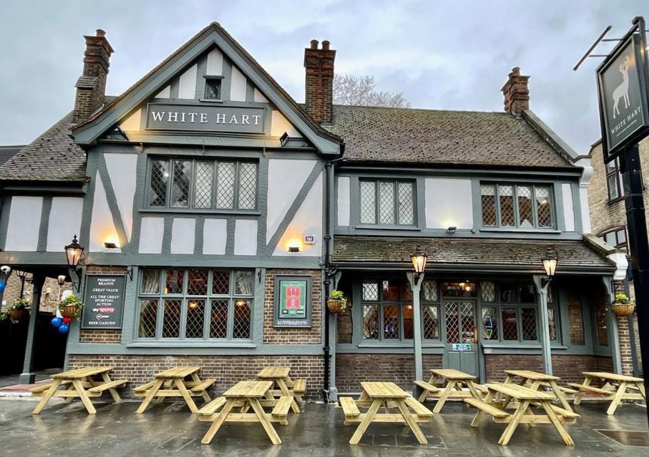 White Hart Outside