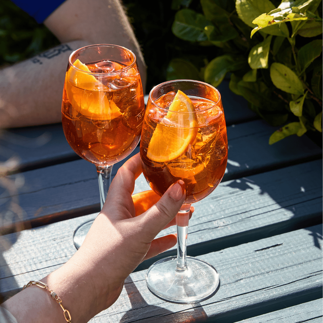 2 Aperol Spritz