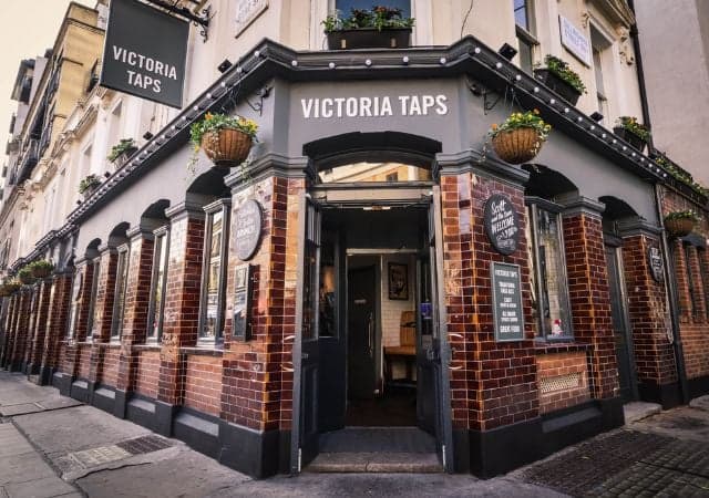 Social Pub & Kitchen | Best Pubs in your local area