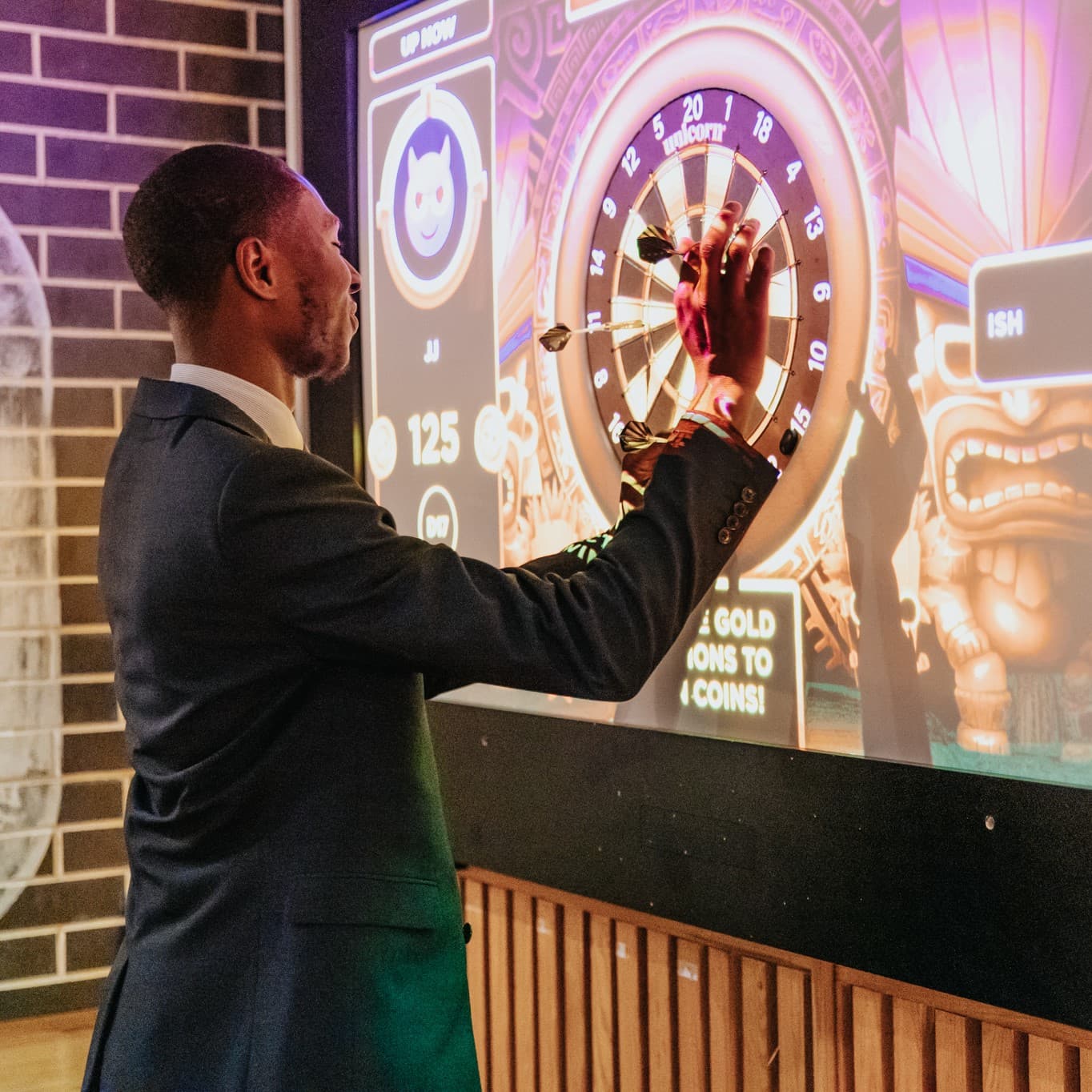 Collecting dart from the electronic darts board