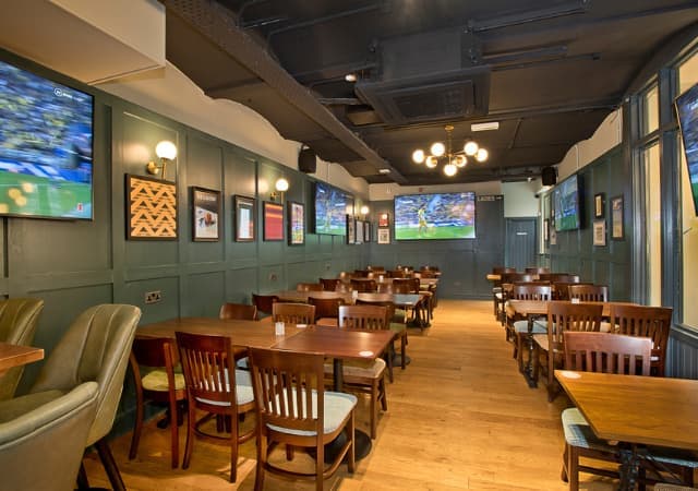 First floor additional seating