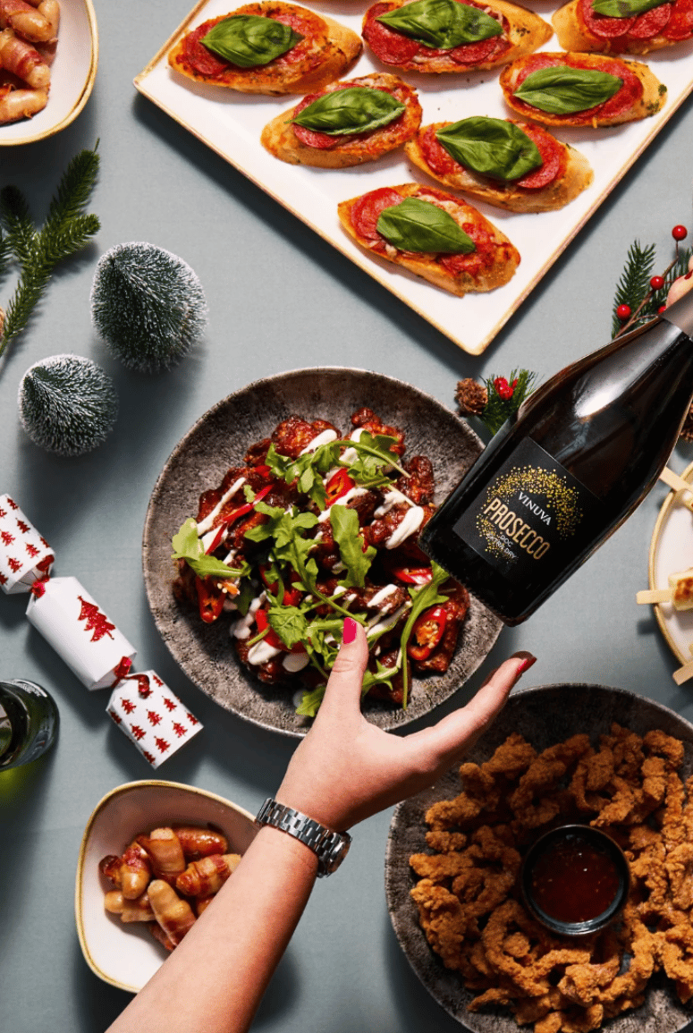 CHRISTMAS COCKTAILS ARE EVEN BETTER WITH FOOD