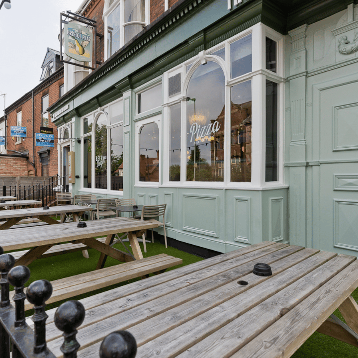 Social Pub & Kitchen Beer Garden