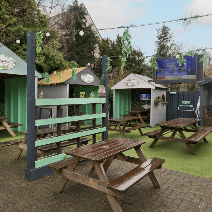 Social Pub & Kitchen Beer Garden