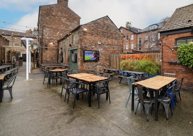 Pub Beer Garden