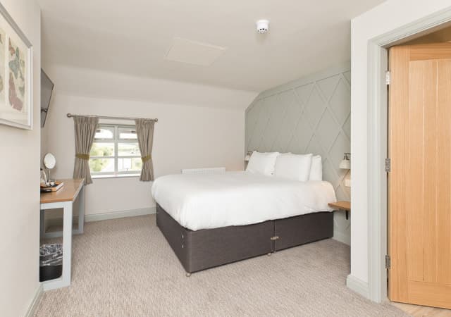 Stork Hotel Bed & Breakfast near Lancaster