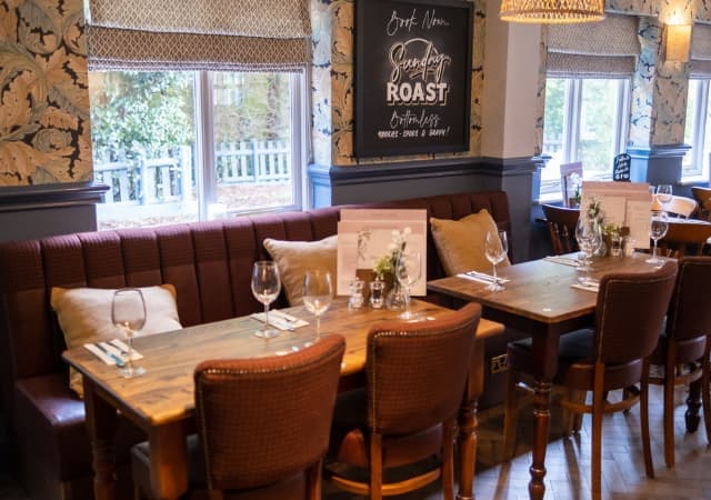 Sunday roast near me | The Griffin Godshill