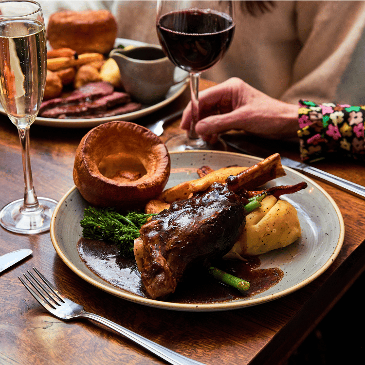 2027 - Heritage Pubs - Mothers Day