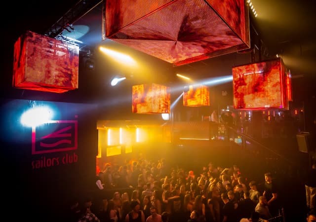 Late night clubs in Newquay | Sailors Club Newquay