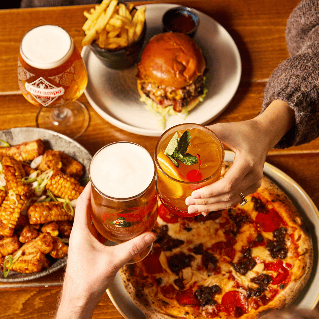 Watch Autumn Internationals Live at Tank and Paddle over Bottomless Brunch