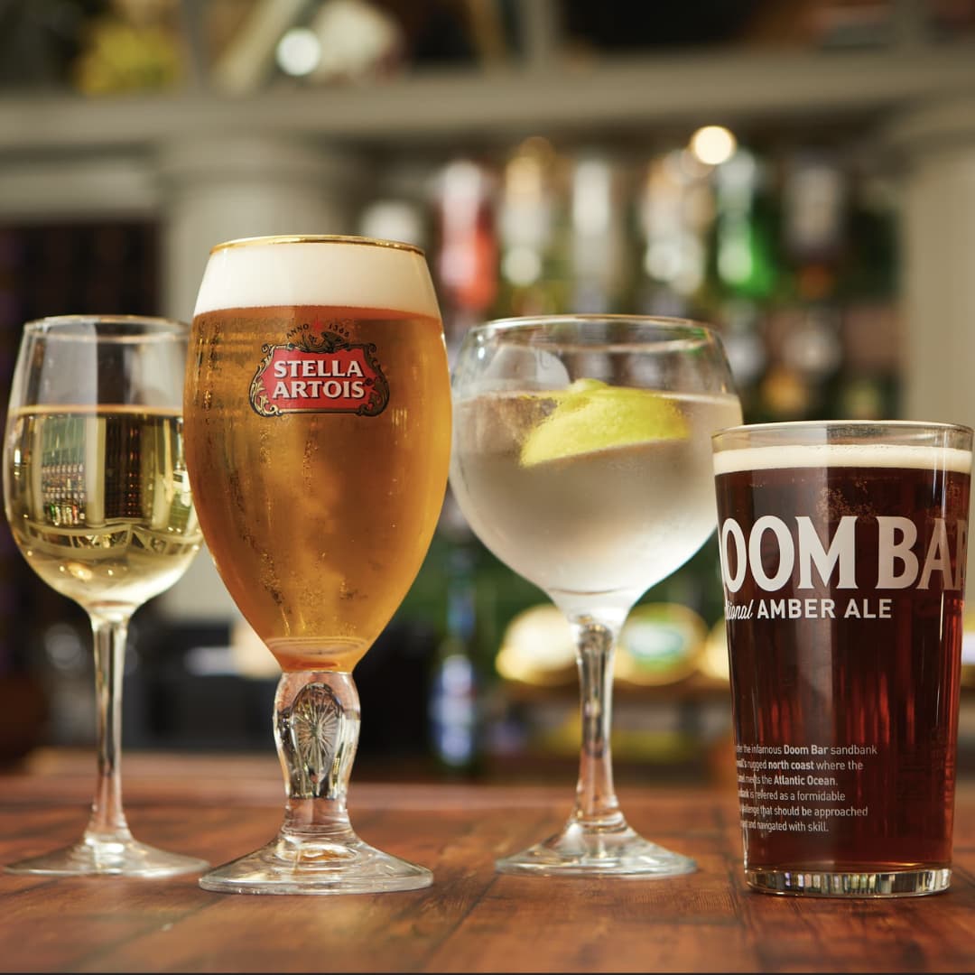 Drinks at Great Local Pubs pub