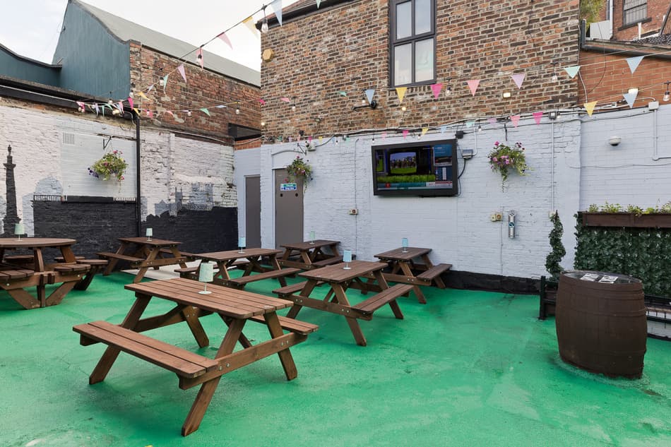 Percy Arms Newcastle Beer Garden