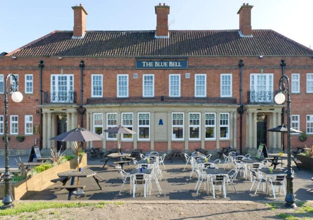 Blue Bell Hotel External View