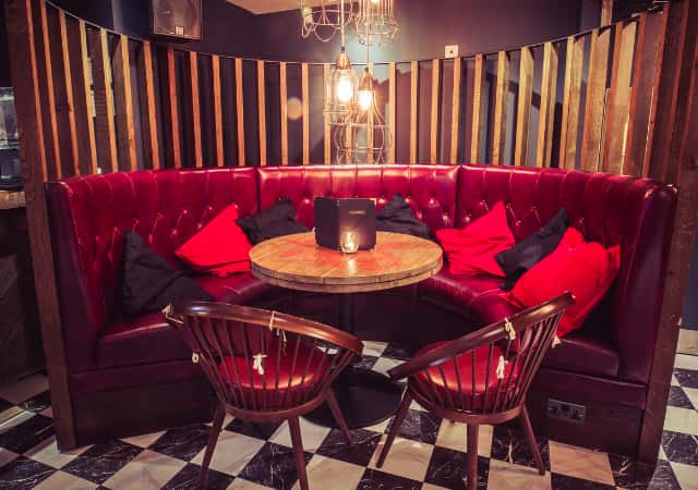 Lounge Booth