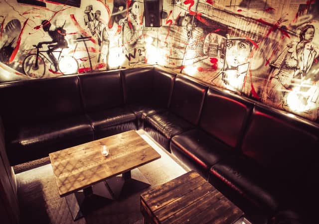 Club Room Decoration