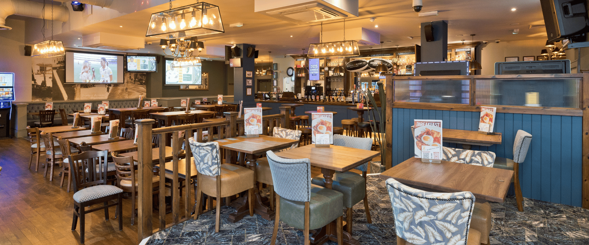 Interior of Brass Monkey Plymouth