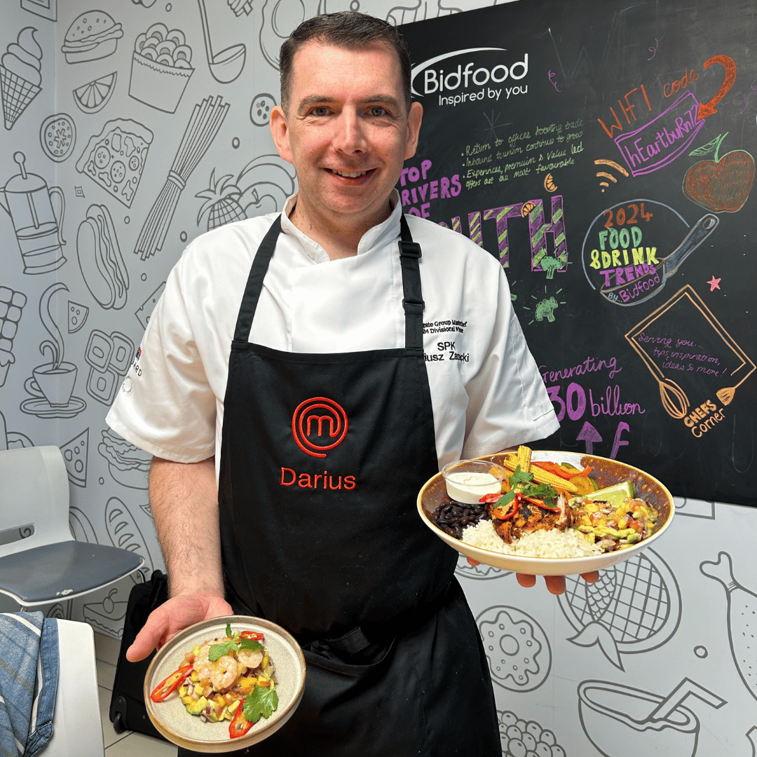 Masterchef winner, Darius holding his two final dishes