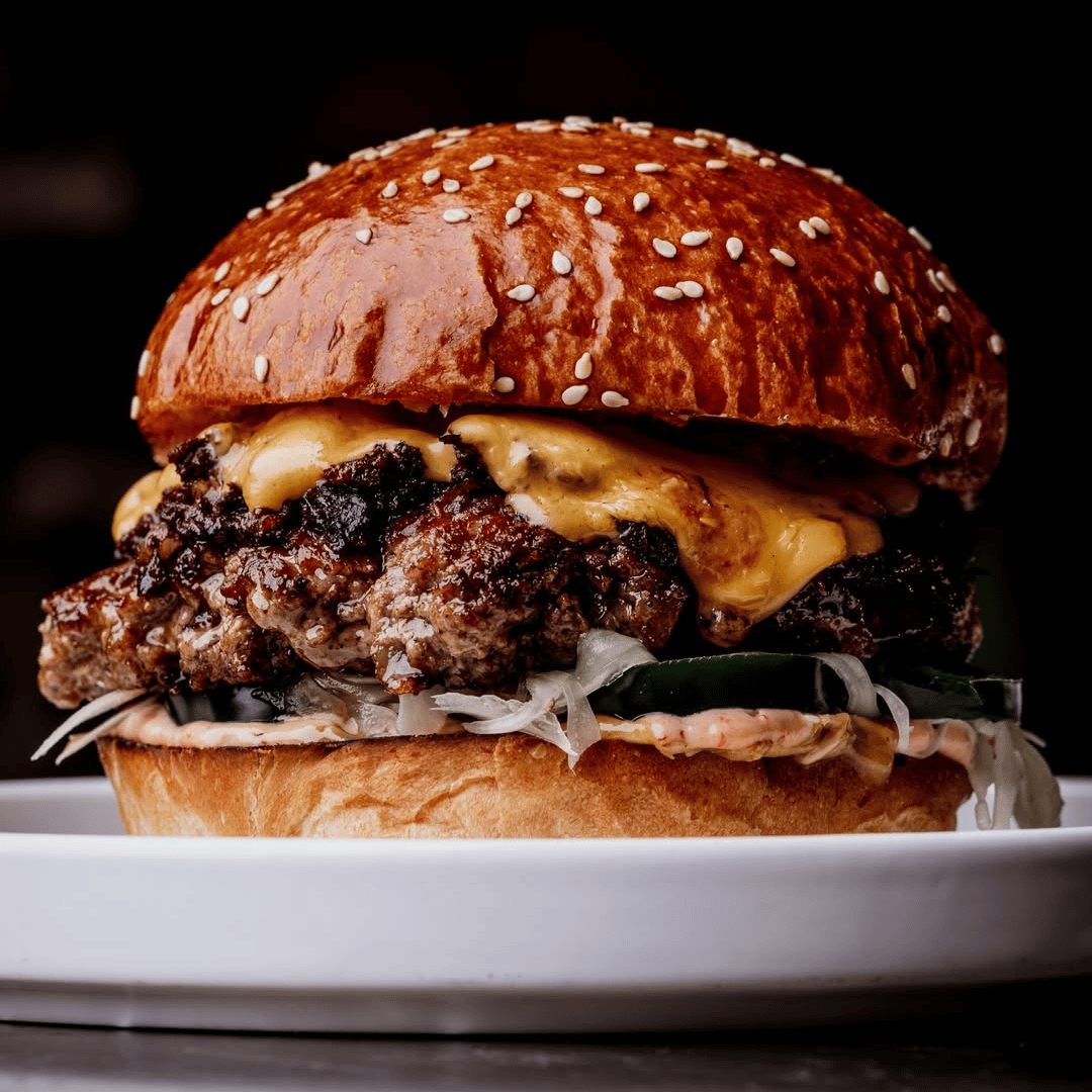 Burger & beyond signature cheese burger