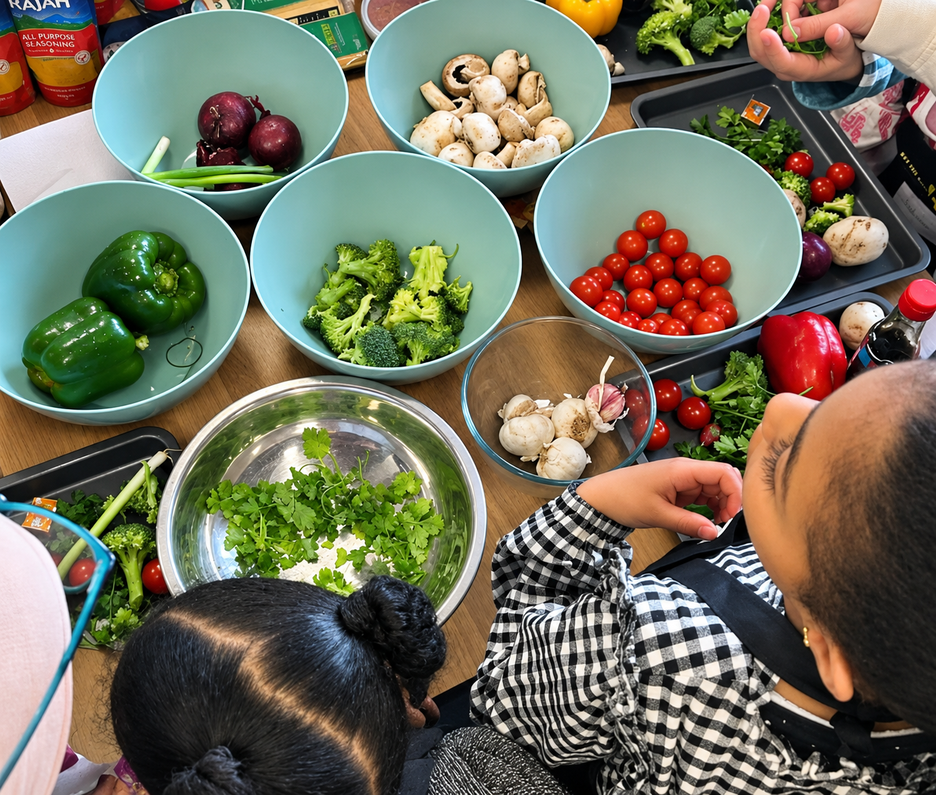 GET THE KIDS IN THE KITCHEN - SHOREDITCH