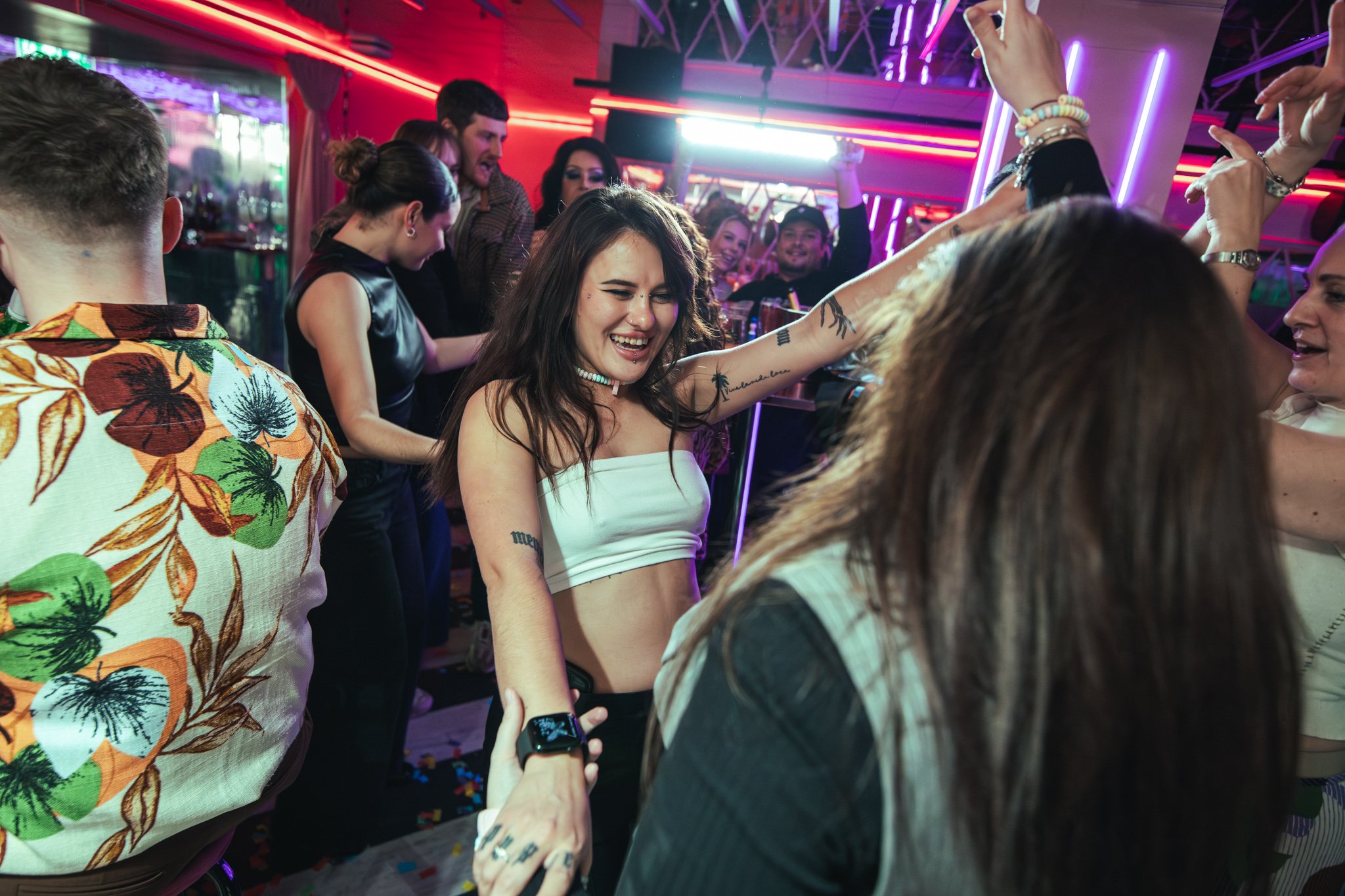 Guests dancing on the dancefloor in Tonight Josephine