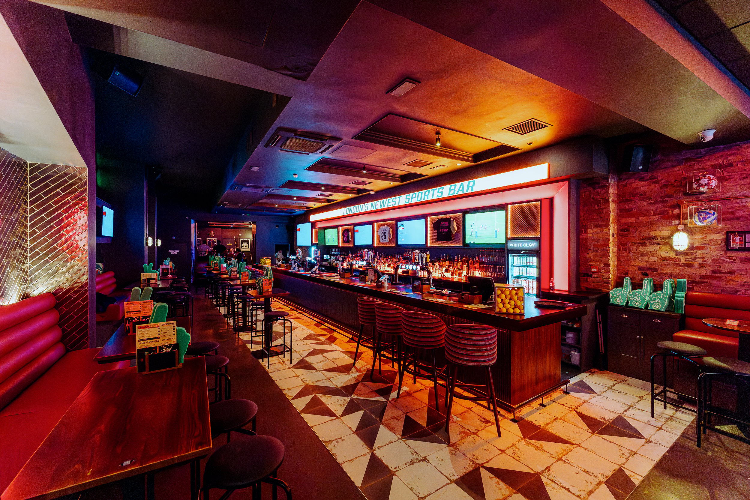 Side Hustle Venue Image Main Bar
